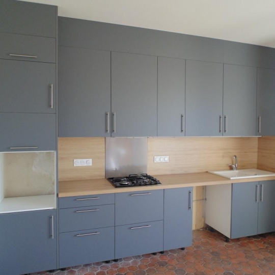  Annonces VILLETTE D ANTHON : Maison / Villa | JOYEUX (01800) | 297 m2 | 1 525 &euro; 