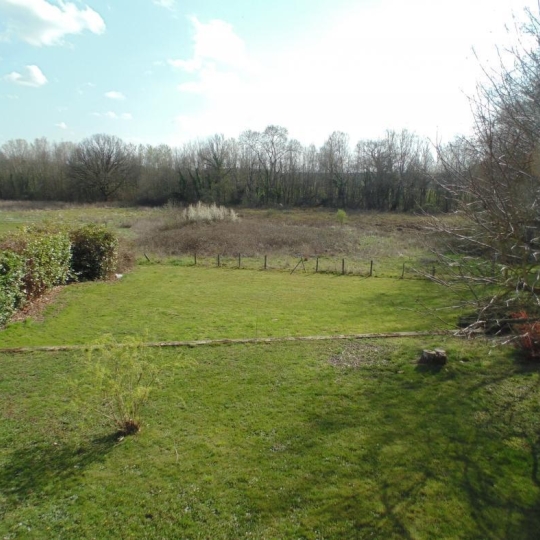  Annonces VILLETTE D ANTHON : Maison / Villa | JOYEUX (01800) | 297 m2 | 1 525 &euro; 