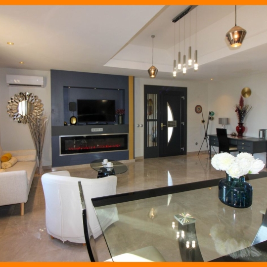  Annonces VILLETTE D ANTHON : Maison / Villa | LA BOISSE (01120) | 205 m2 | 630 000 &euro; 