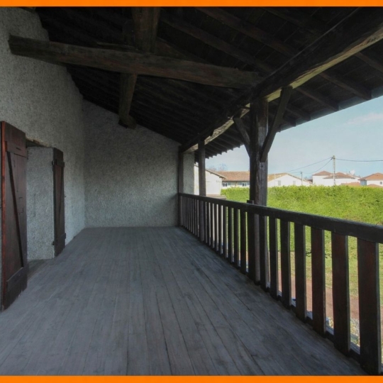  Annonces VILLETTE D ANTHON : Maison / Villa | PIZAY (01120) | 180 m2 | 355 000 &euro; 
