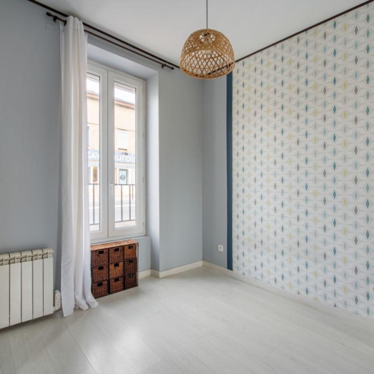  Annonces VILLETTE D ANTHON : Appartement | SAINT-BONNET-DE-MURE (69720) | 43 m2 | 195 000 &euro; 