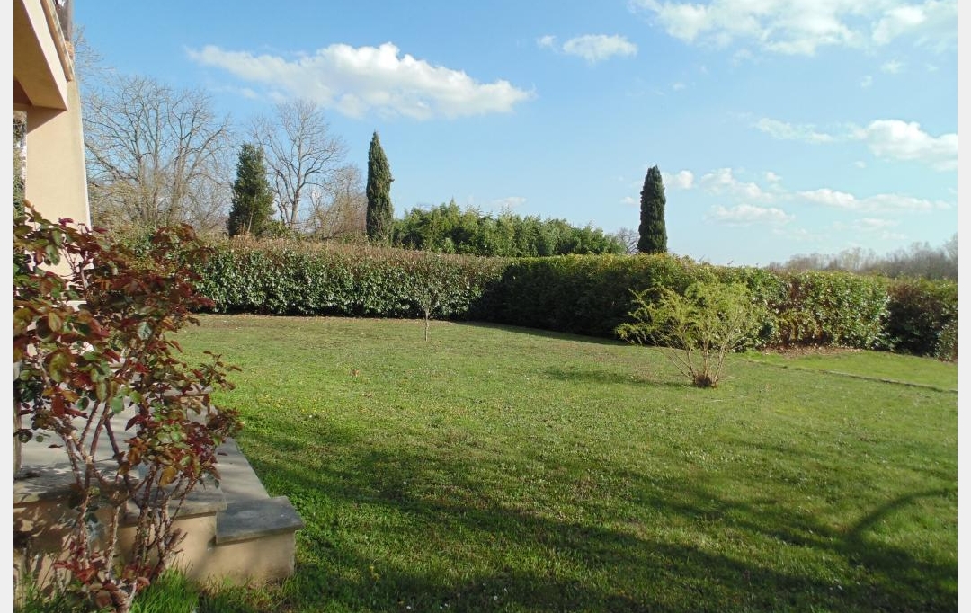 Annonces VILLETTE D ANTHON : Maison / Villa | JOYEUX (01800) | 297 m2 | 1 525 &euro; 