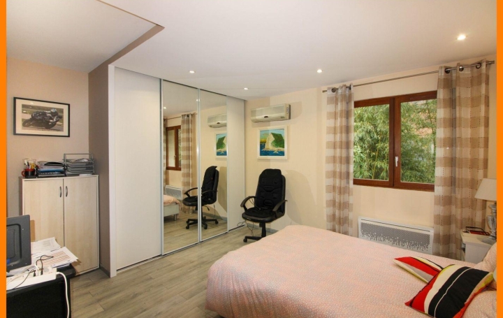 Annonces VILLETTE D ANTHON : Maison / Villa | LA BOISSE (01120) | 100 m2 | 490 000 &euro; 
