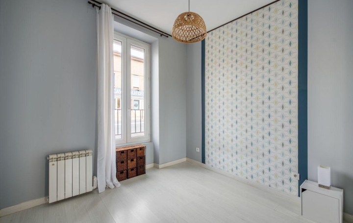 Annonces VILLETTE D ANTHON : Appartement | SAINT-BONNET-DE-MURE (69720) | 43 m2 | 195 000 &euro; 