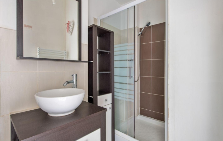 Annonces VILLETTE D ANTHON : Appartement | SAINT-BONNET-DE-MURE (69720) | 43 m2 | 195 000 &euro; 